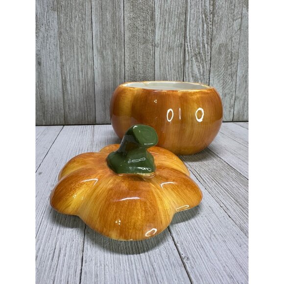 Vtg Ceramic Orange Pumpkin Jar with Lid 5" DIA Tien Hsing Int'l Trading Co. - Picture 10 of 12